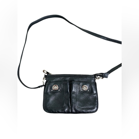 Pelle Studio Black Leather Crossbody Bag with Front Pockets - Picture 1 of 3
